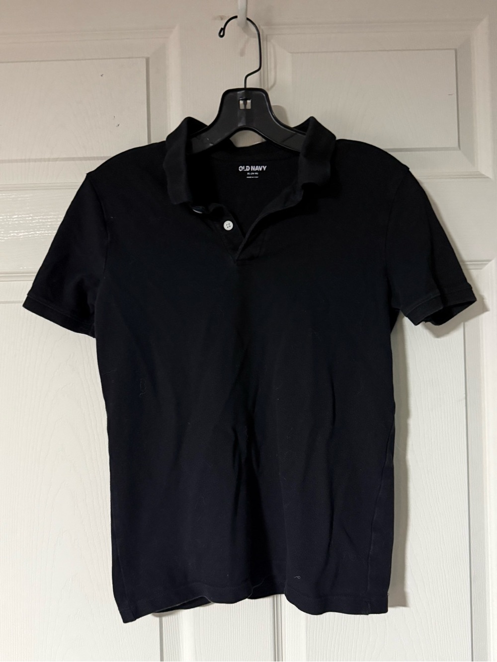 Old Navy Men’s Black Short-Sleeve Polo